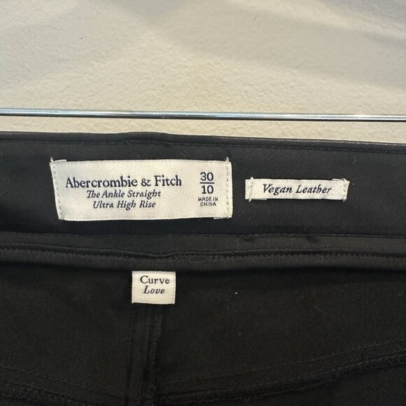 Abercrombie & Fitch Curve Love Vegan Leather Ankle Straight Pant, Size 30 - Picture 8 of 8